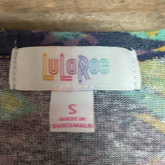 LuLaRoe size Small Multicolor Aztec Patterned Lightweight Cardigan with Pockets - Picture 2 of 7